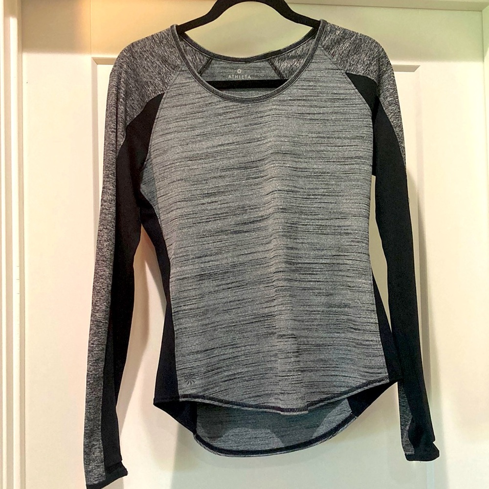Athleta Medium Long Sleeve Athleisure Top